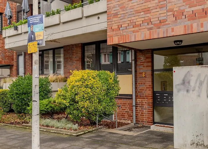 Appartement Zentrales Eden - 1 Min Zum Hbf - Ideal Fuer Trips Nach Koeln, Duesseldorf, Wuppertal, Messe - Balkon, Kueche, 2 Zimmer, Renoviert 2025 Solingen